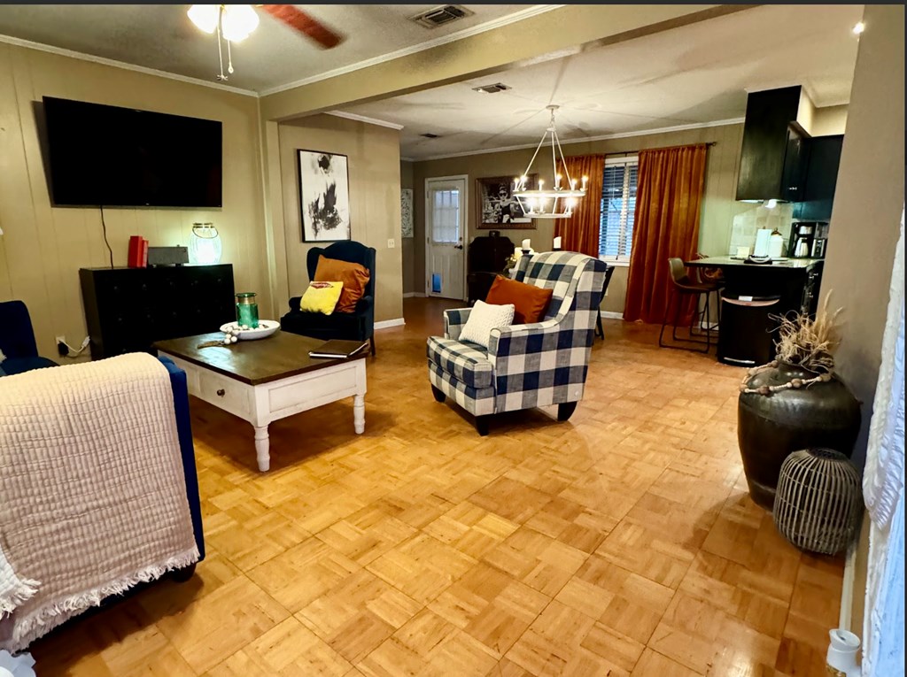 805 Johnson Avenue, Lufkin, TX 75904 SOLD LISTING