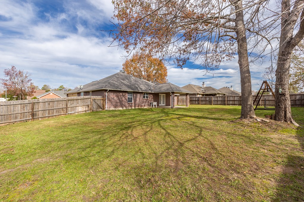 543 Ashwood Bend, Lufkin, TX 75904