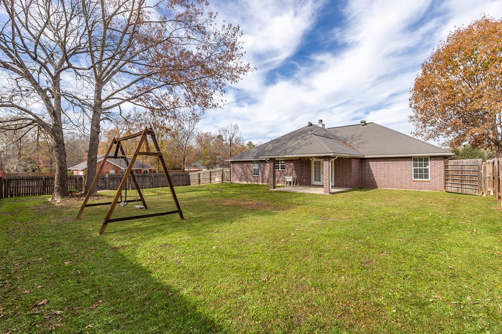 543 Ashwood Bend, Lufkin, TX 75904