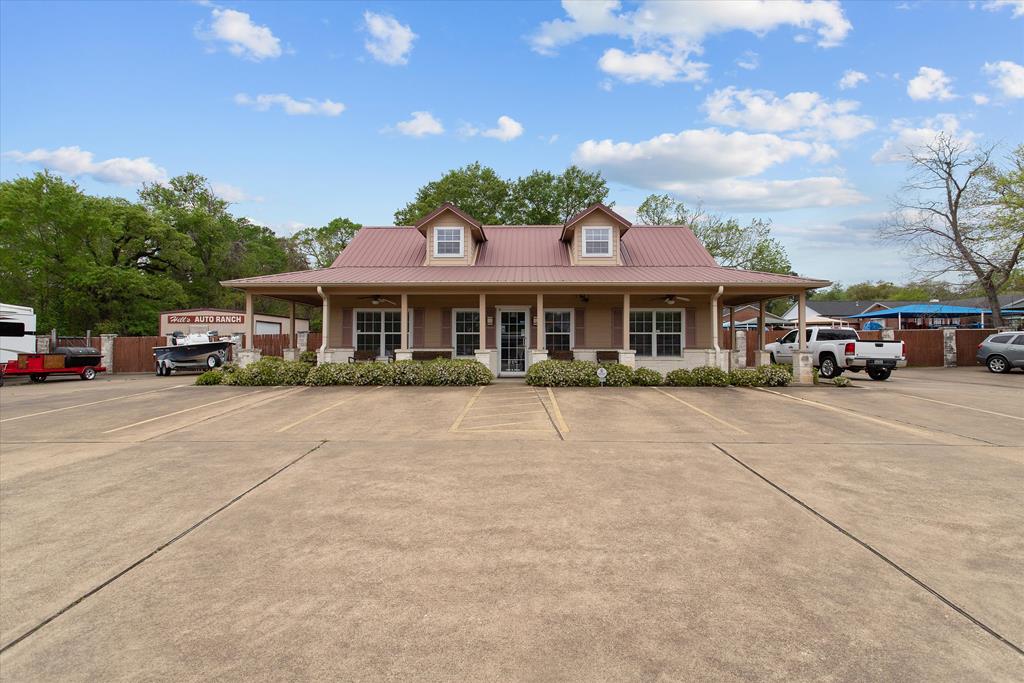 1410 South First Street, Lufkin, TX 75901